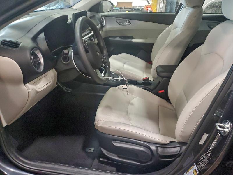 2023 KIA Forte lx