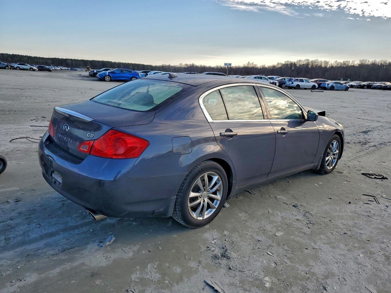2009 Infiniti G37 Base