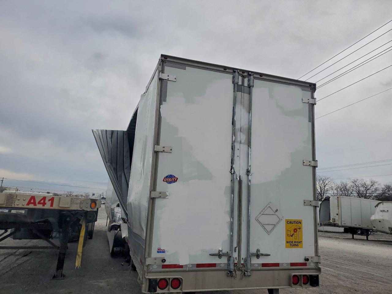 2024 Utility VS2DX DRY Van Trailer