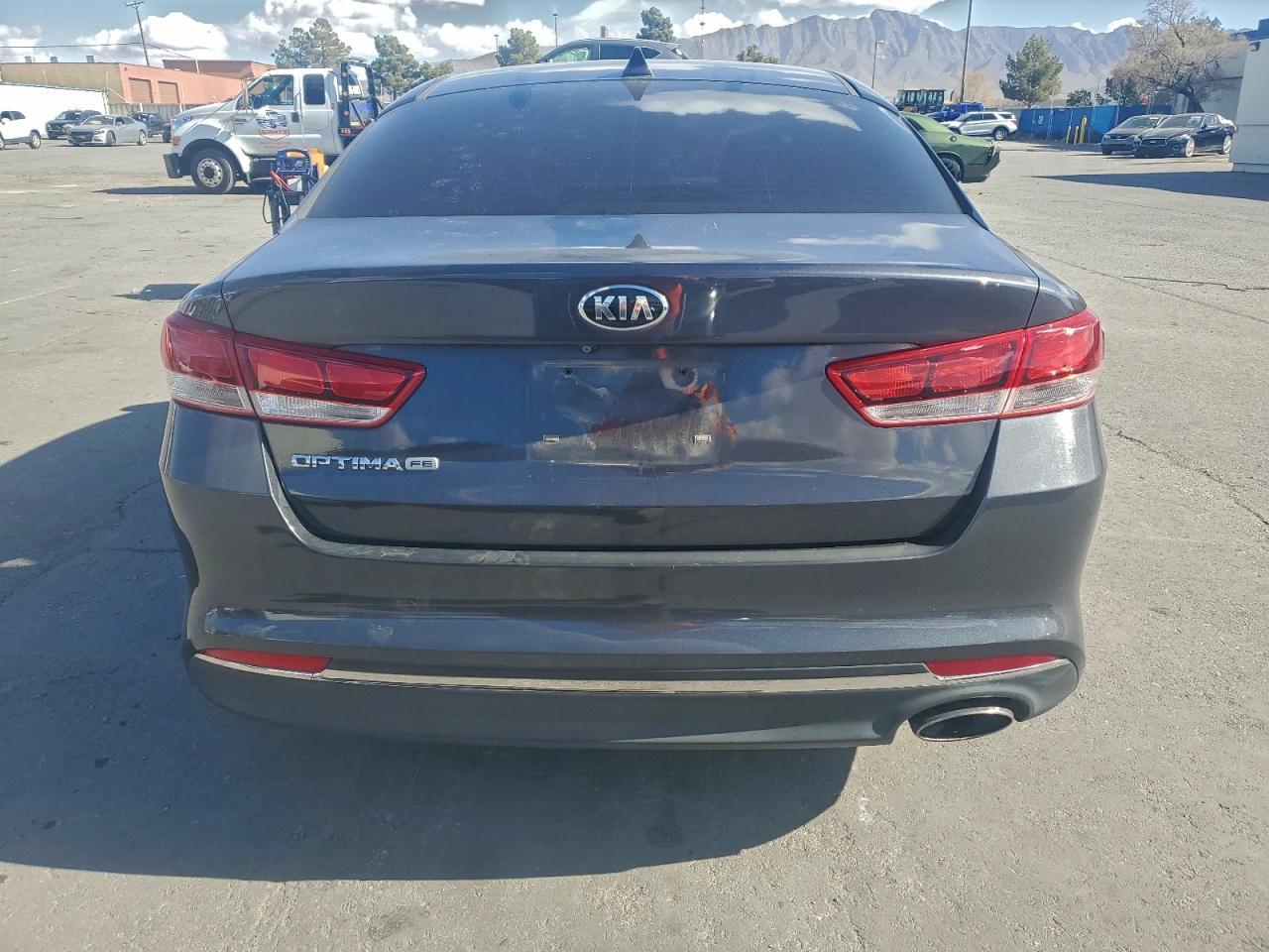 2017 KIA Optima lx