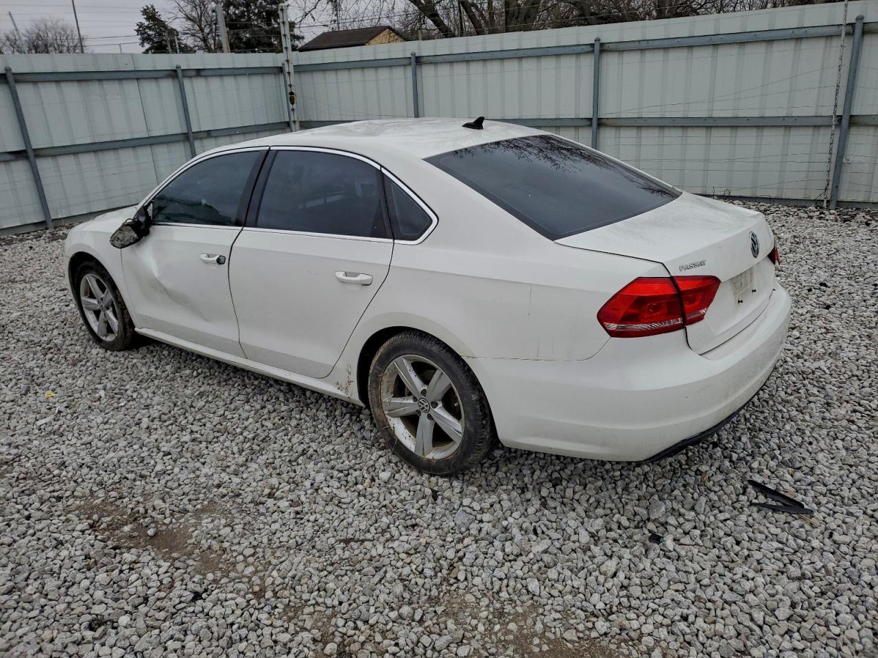 2015 Volkswagen Passat s