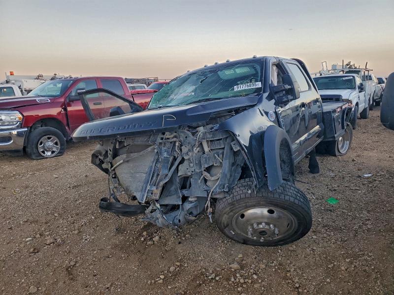 2023 Ford F450 Super Duty Flatbed Truck