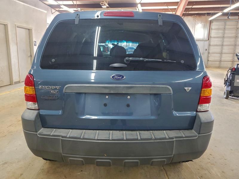 2005 Ford Escape xlt