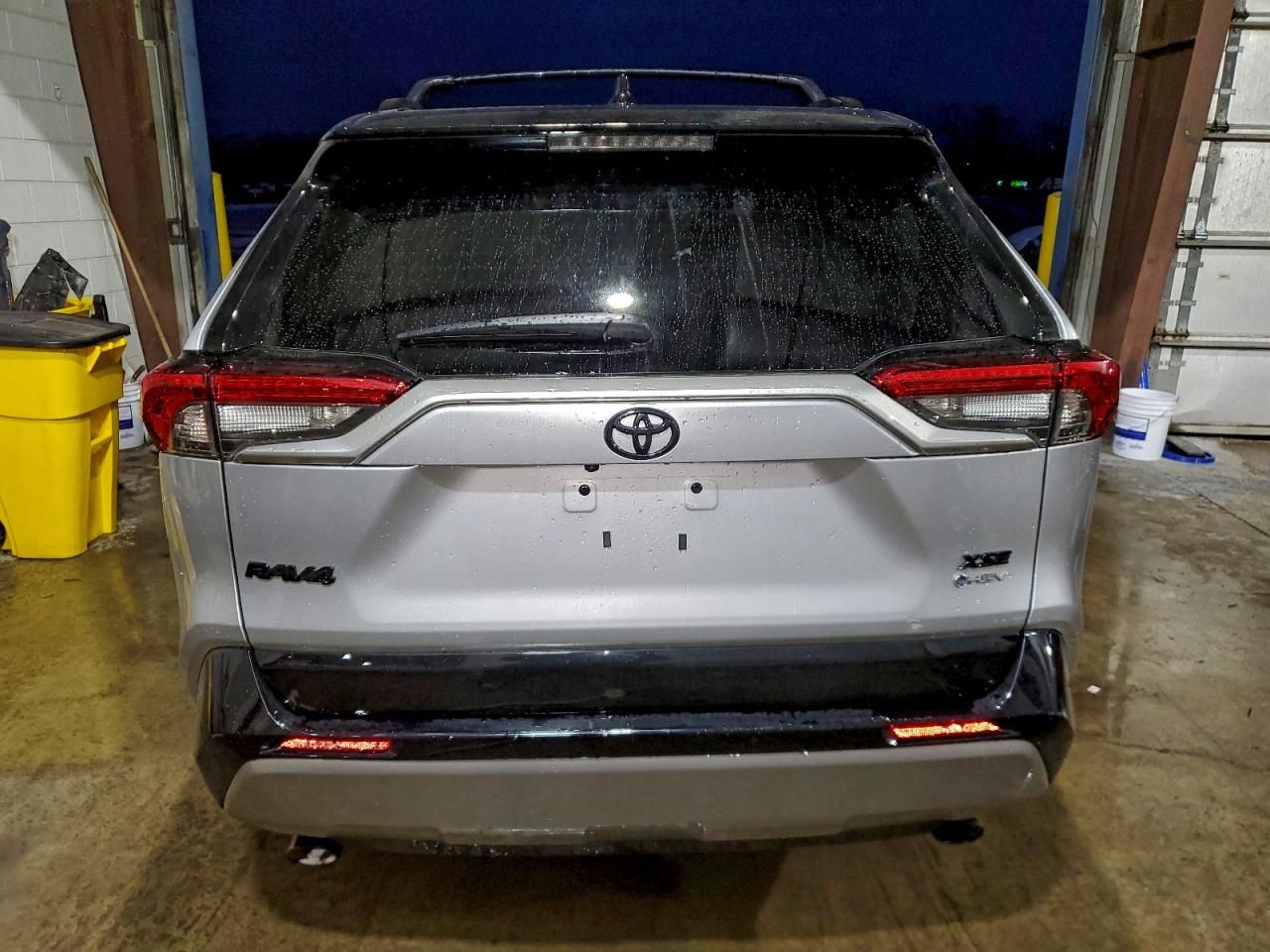 2025 Toyota Rav4 xse