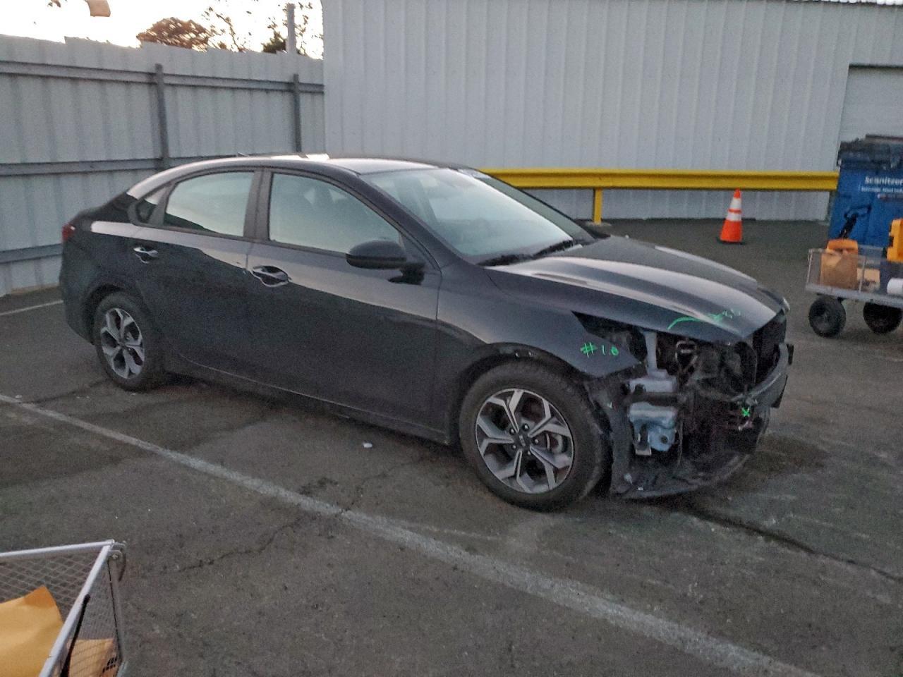 2021 KIA Forte fe
