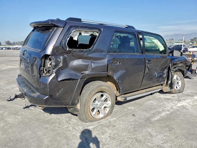 2023 Toyota 4runner se