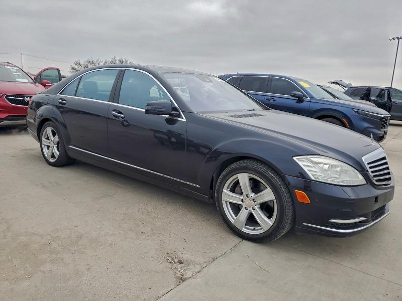 2010 Mercedes-Benz S 550