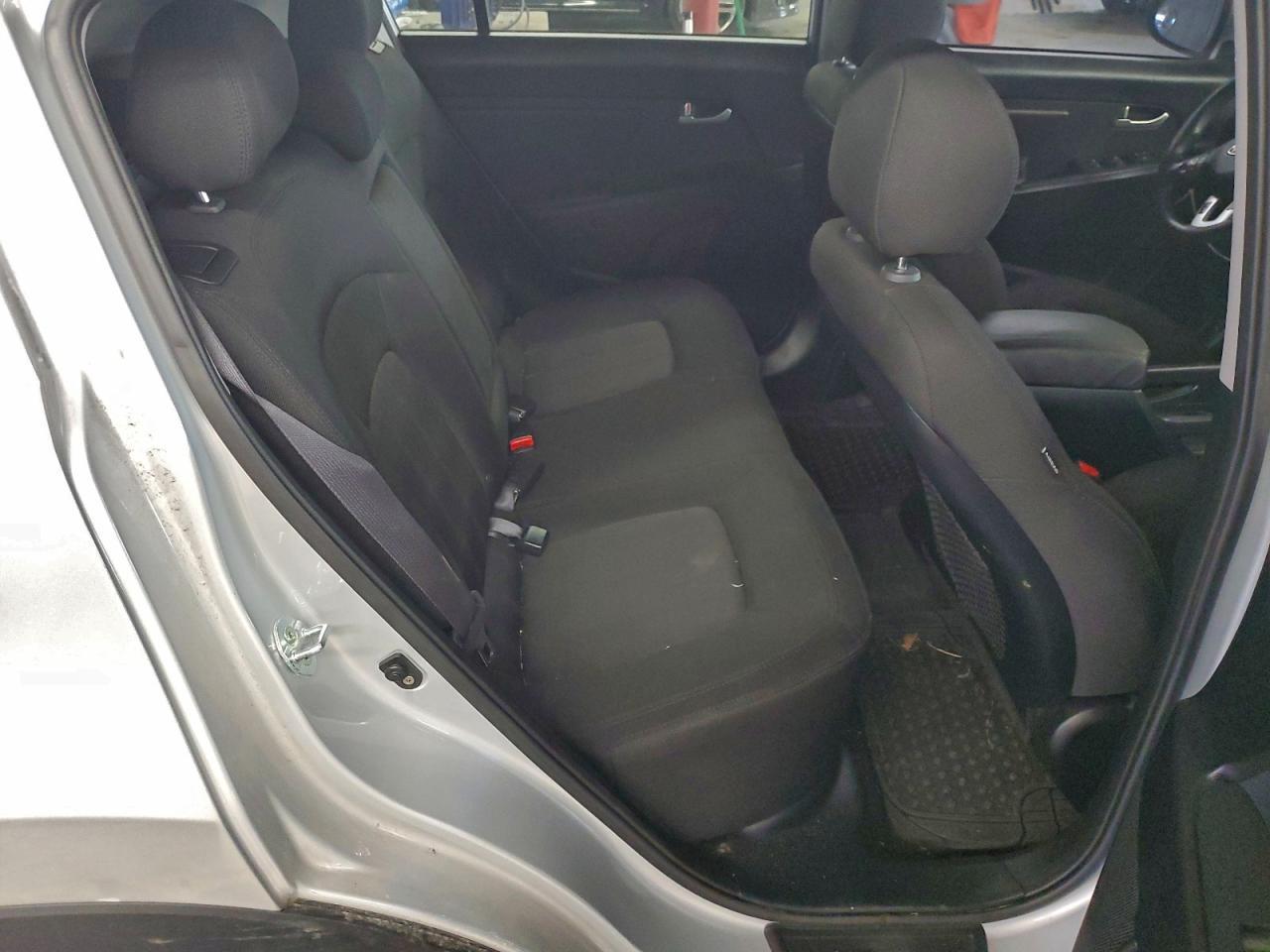 2012 KIA Sportage lx
