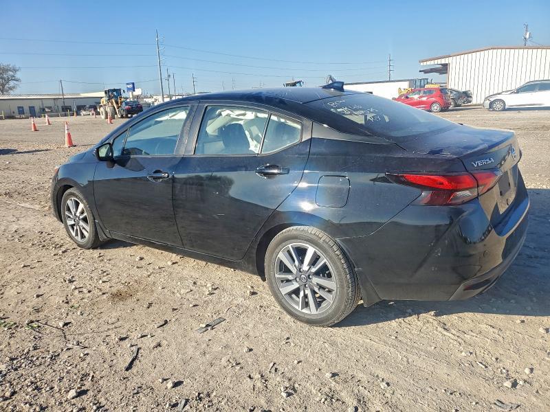 2020 Nissan Versa sv