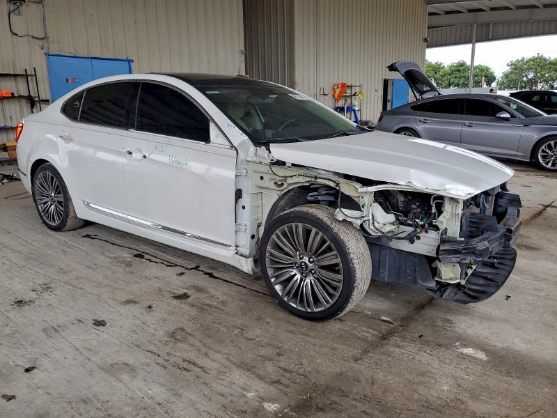 2015 KIA Cadenza Premium