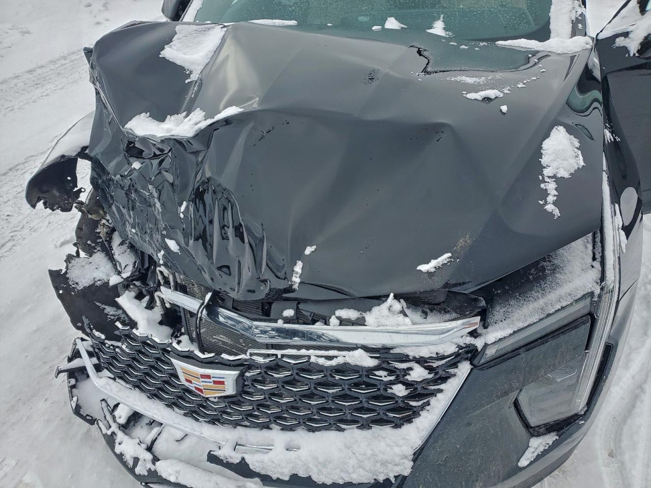 2024 Cadillac XT4 Luxury