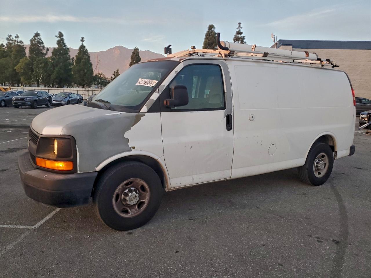2012 Chevrolet Express 2500 Utility / Service Van