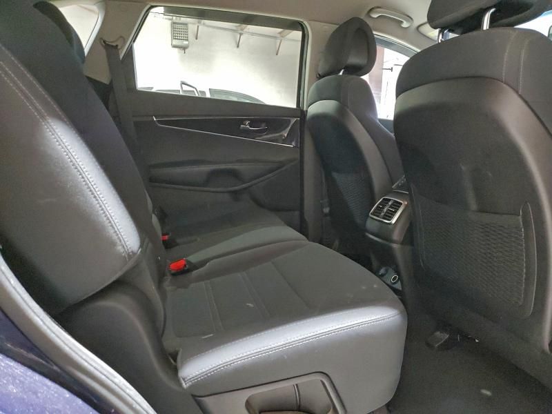 2016 KIA Sorento lx