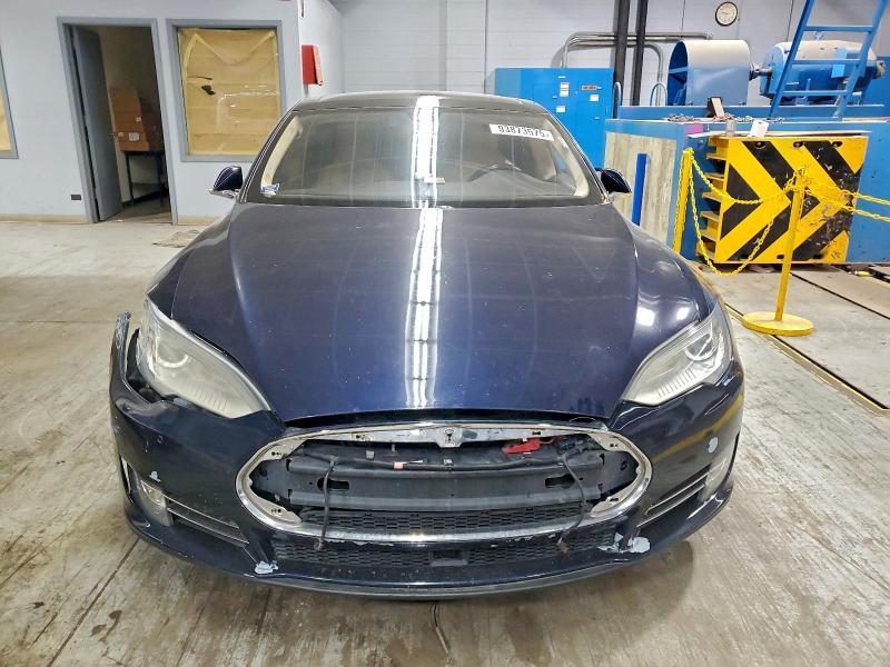 2015 Tesla Model s P85d