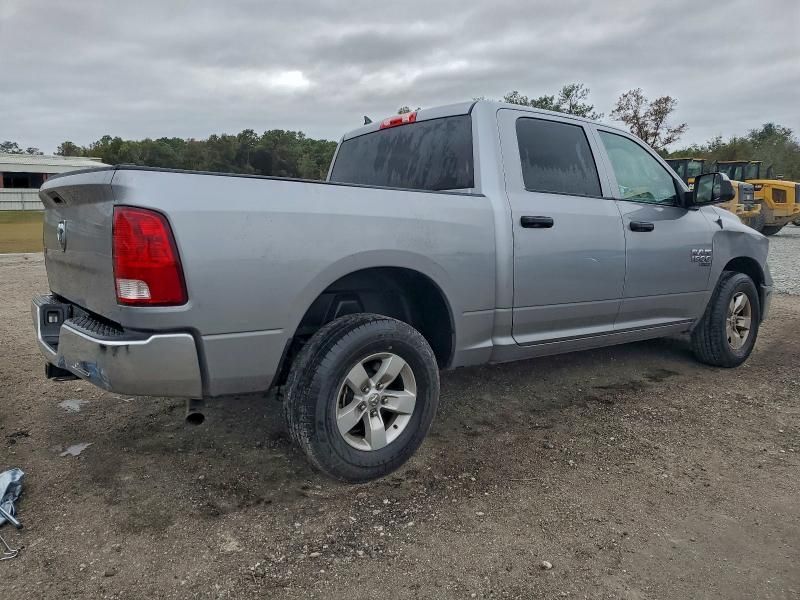 2023 Dodge Ram 1500 Classic slt