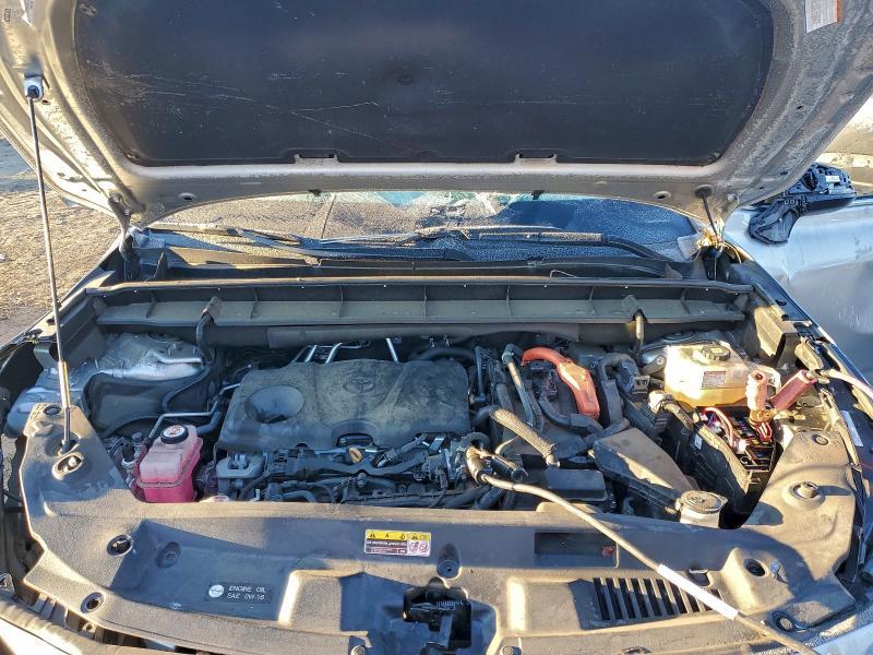 2022 Toyota Highlander Hybrid xle