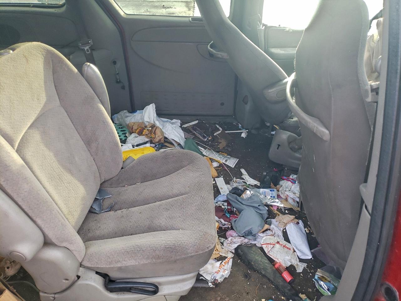 2003 Dodge Caravan