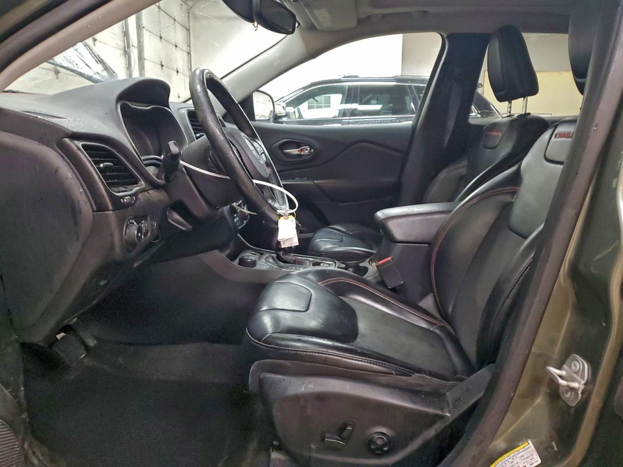 2019 Jeep Cherokee Trailhawk