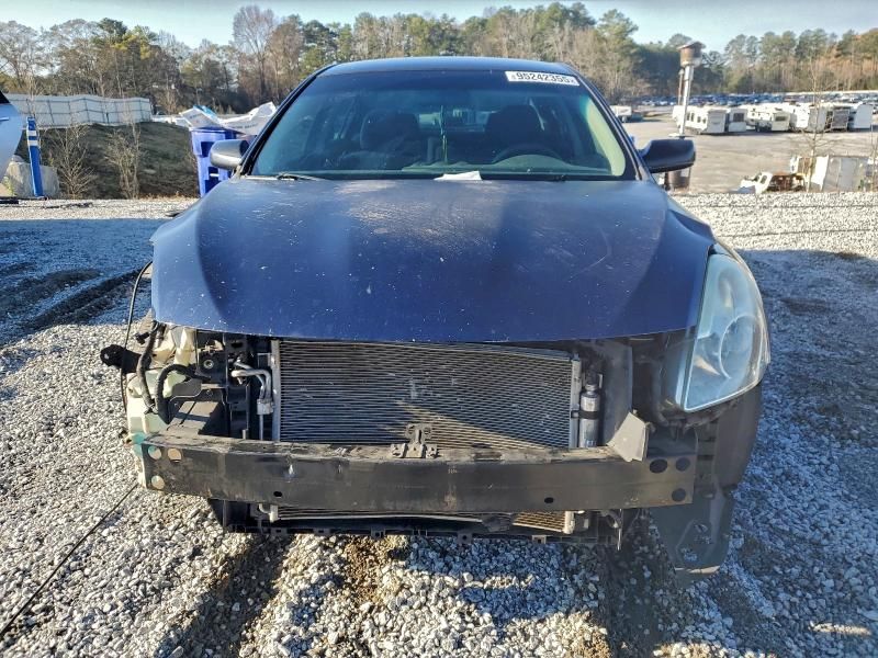 2011 Nissan Altima Base