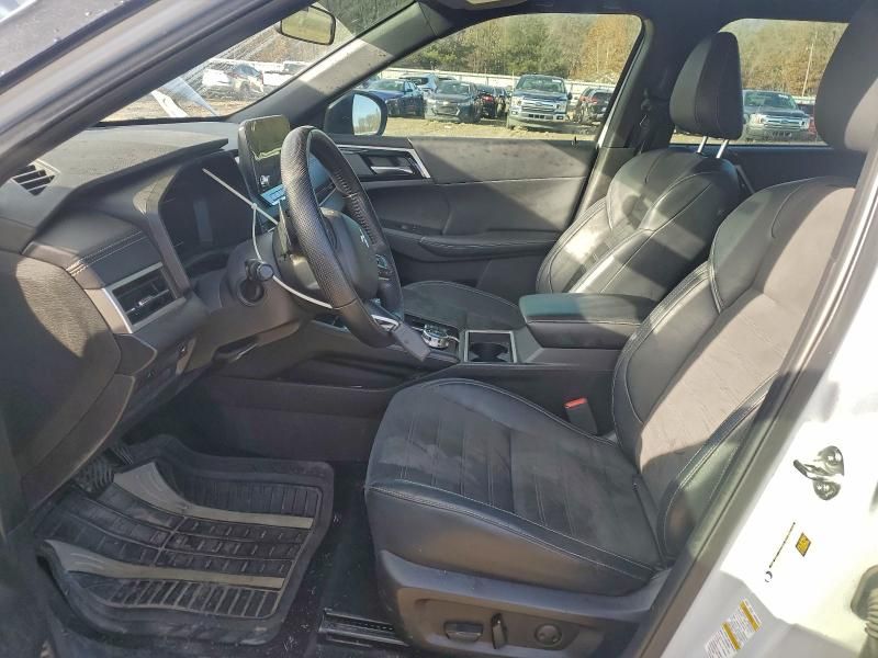 2023 Mitsubishi Outlander se