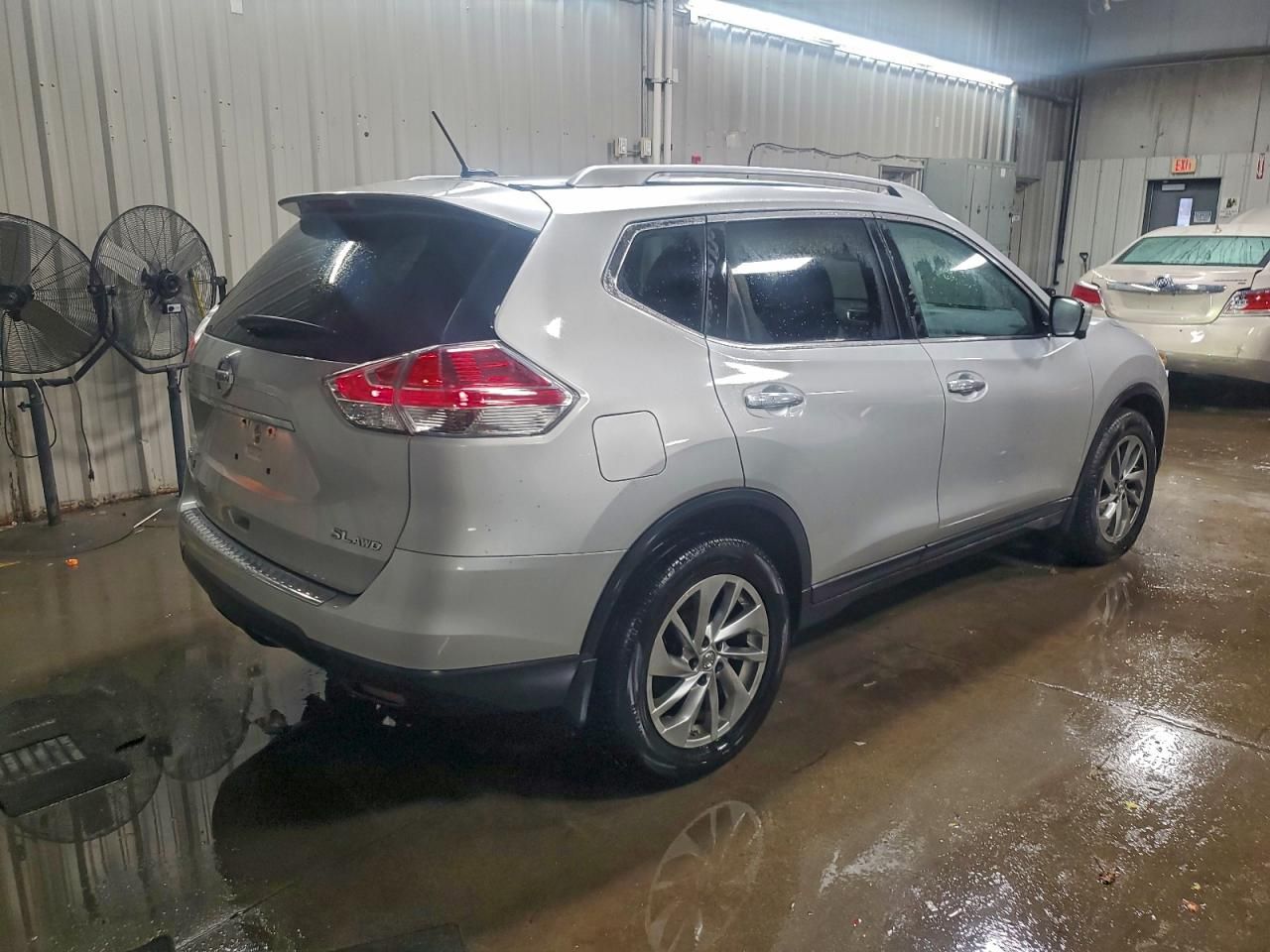 2015 Nissan Rogue s