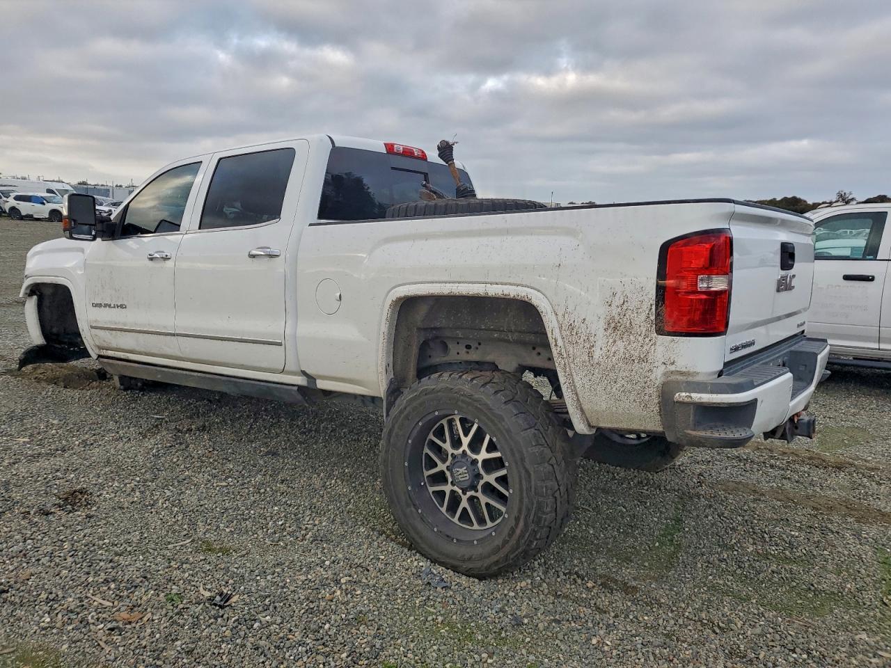 2016 GMC Sierra K2500 Denali