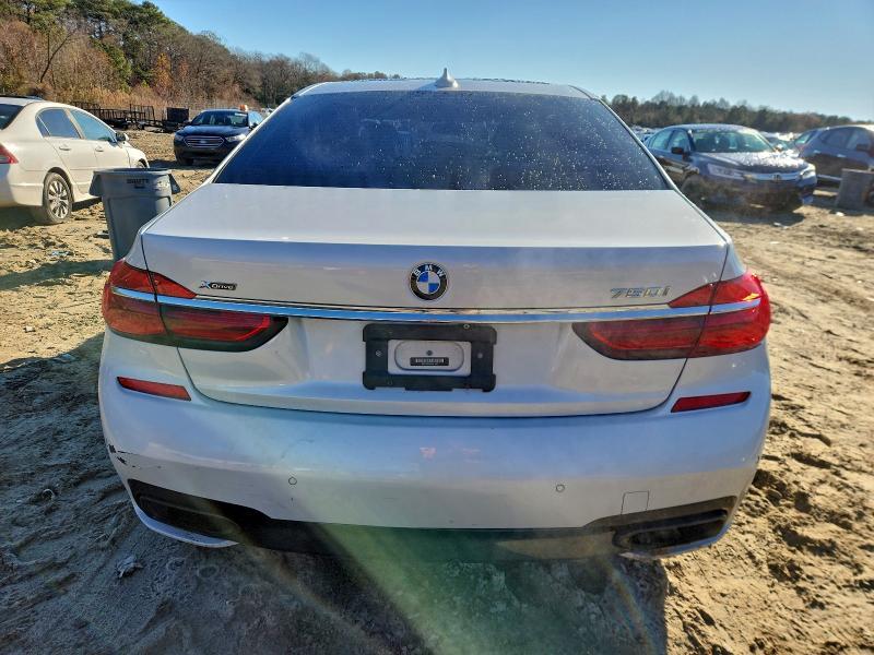 2016 BMW 750 XI