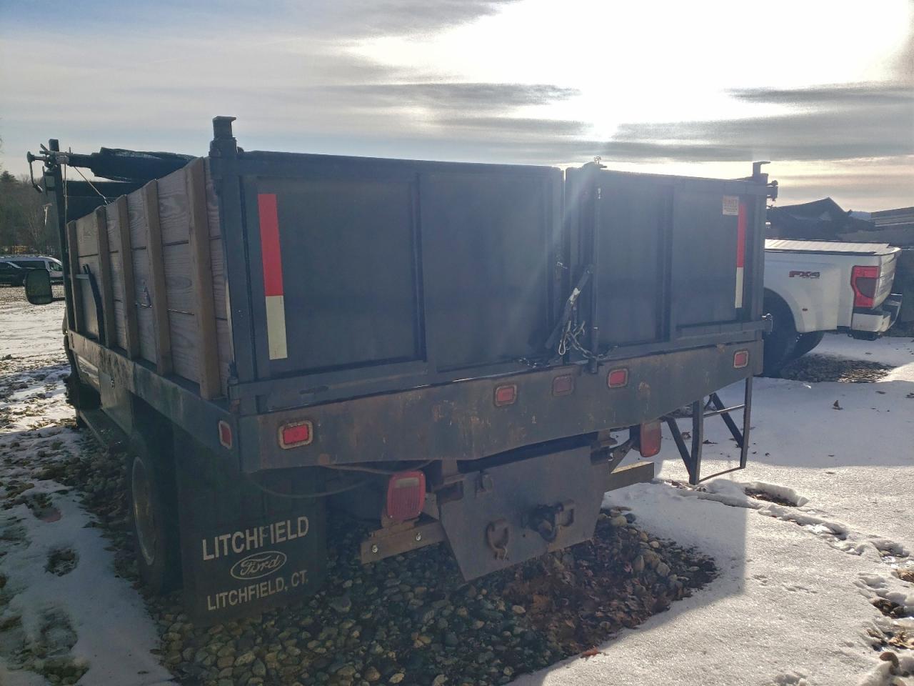 2001 Ford F450 Super Duty Dump Truck