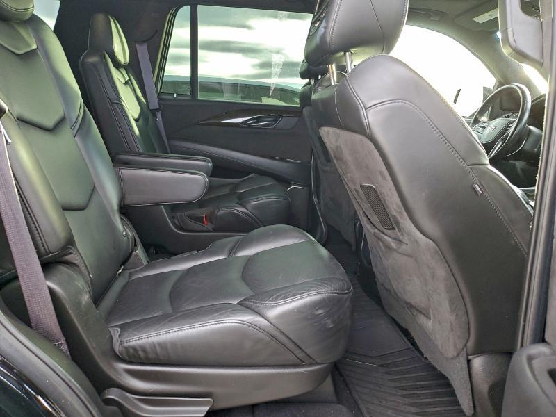 2017 Cadillac Escalade Platinum