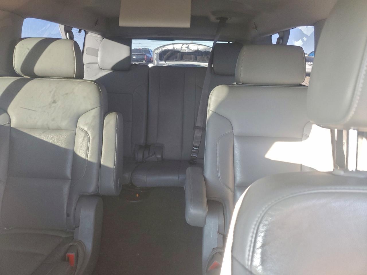 2016 Chevrolet Suburban C1500 lt