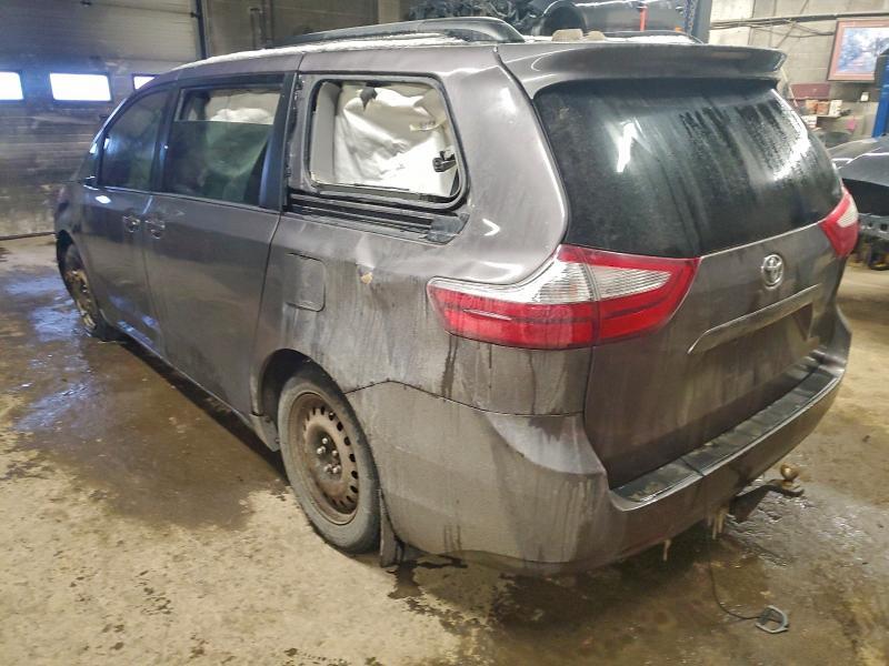 2016 Toyota Sienna le