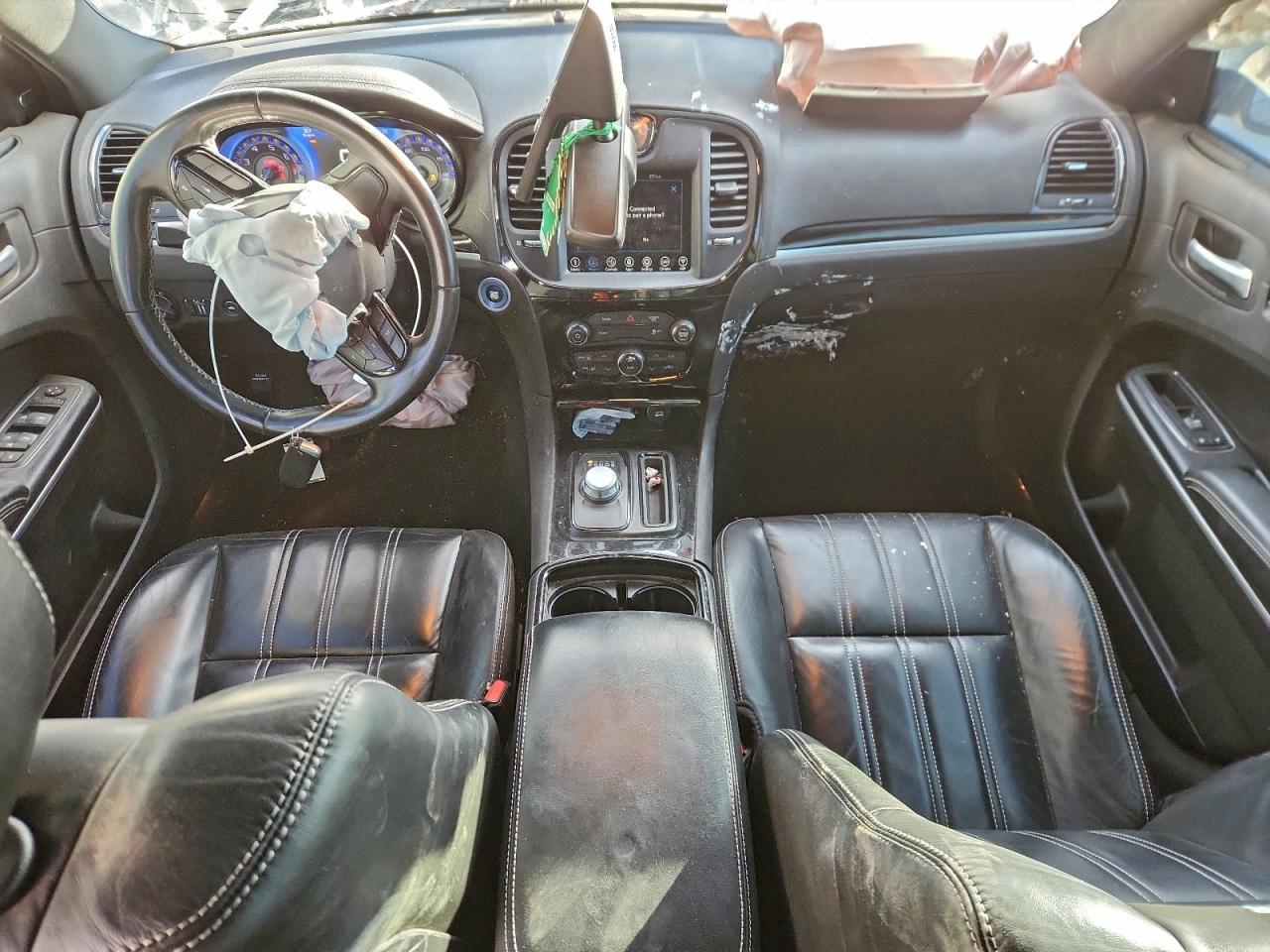 2019 Chrysler 300 s