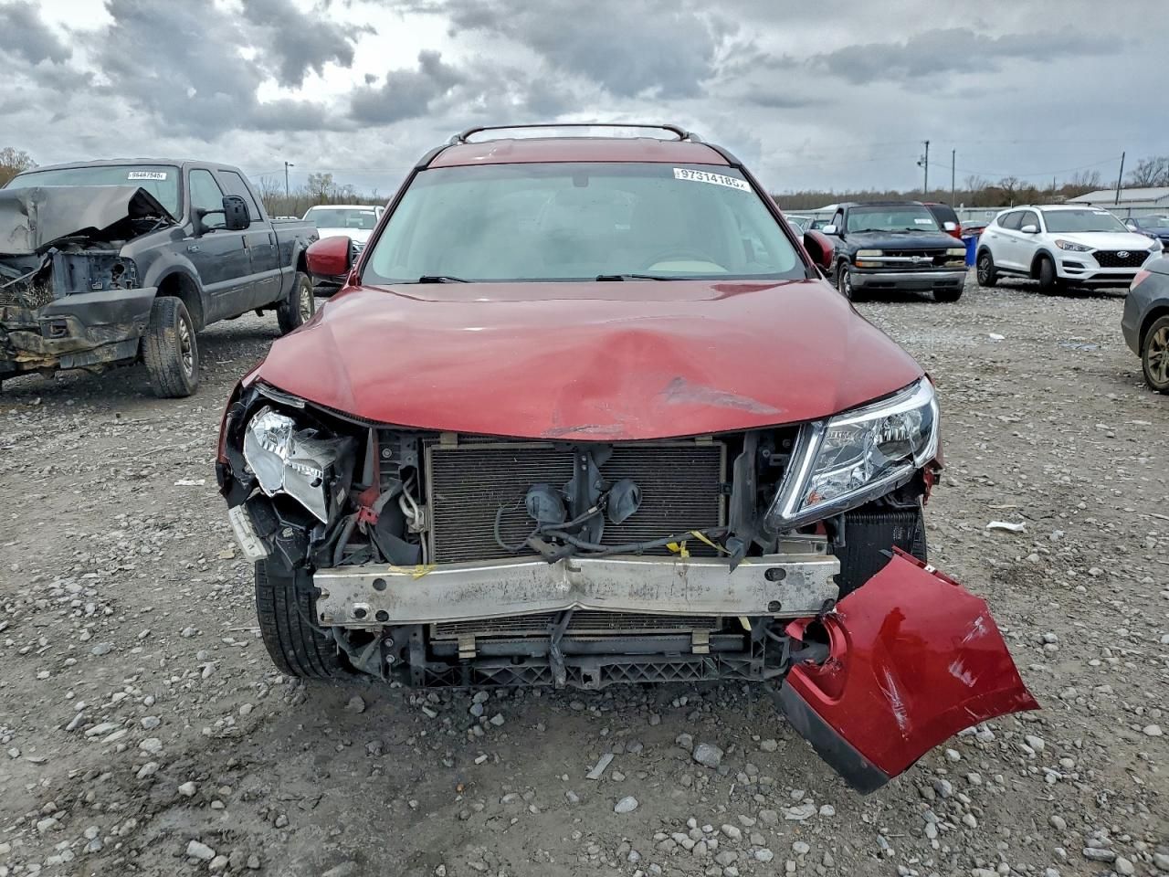 2016 Nissan Pathfinder s