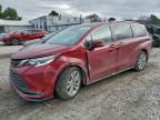 2023 Toyota Sienna Limited