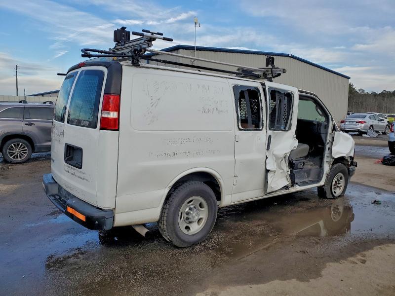 2017 Chevrolet Express Utility / Service Van