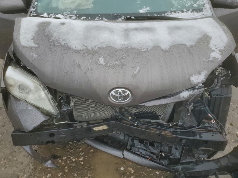 2016 Toyota Sienna le