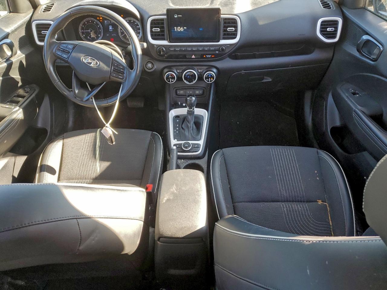 2022 Hyundai Venue sel