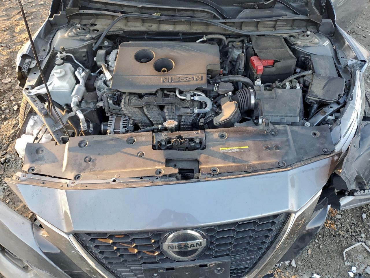 2020 Nissan Altima sr