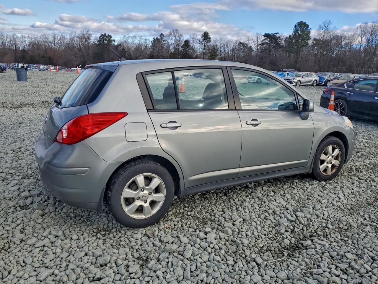 2008 Nissan Versa s