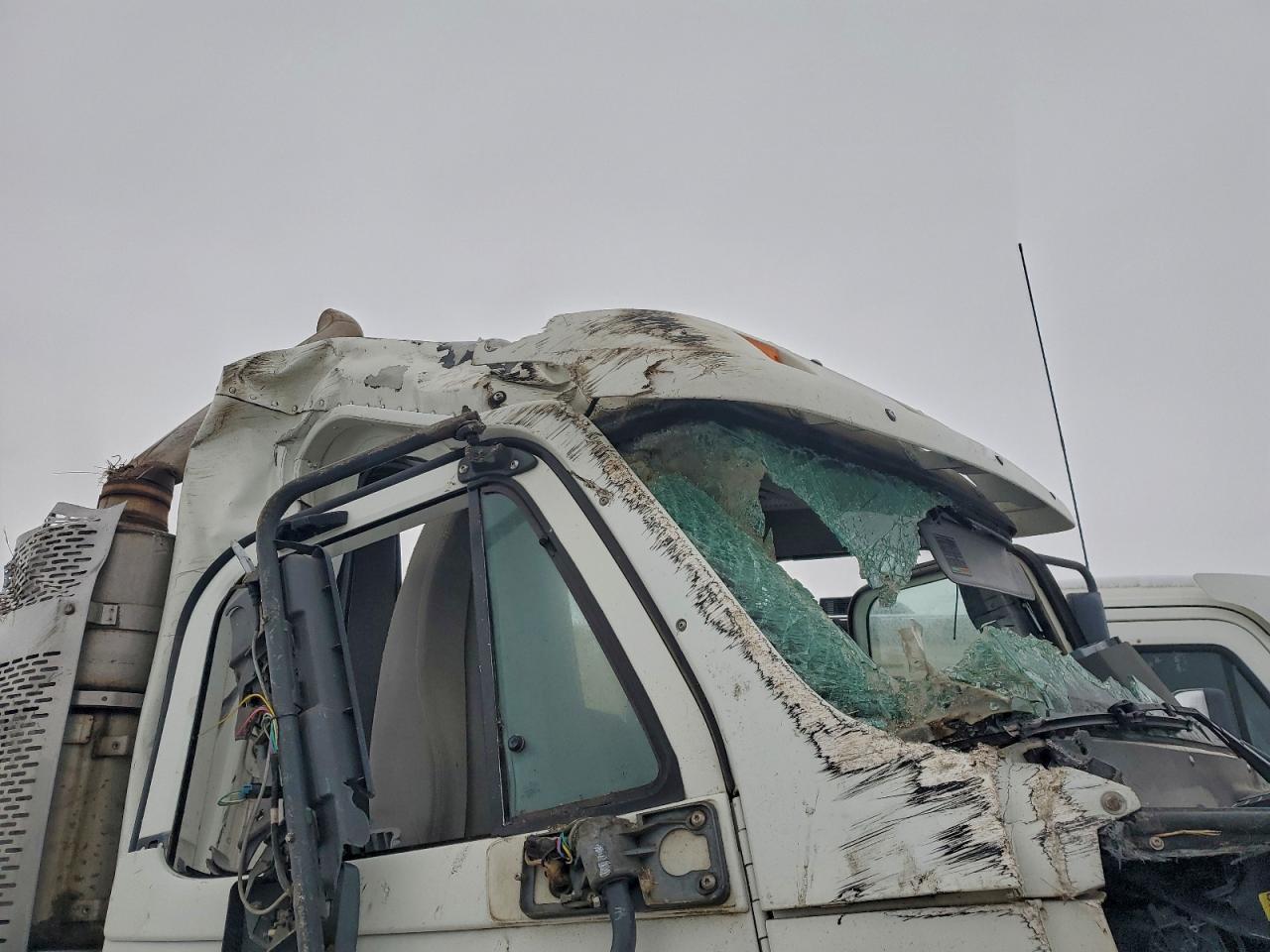 2008 Freightliner Columbia 120 Semi Truck