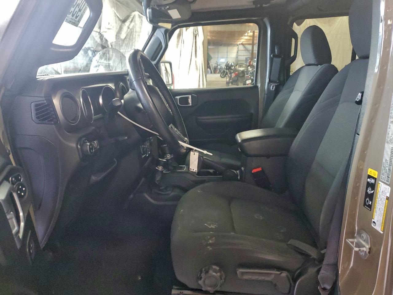 2020 Jeep Gladiator Sport