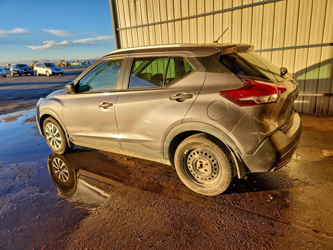2019 Nissan Kicks s