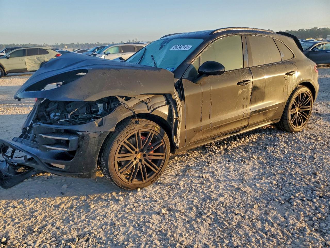 2016 Porsche Macan Turbo