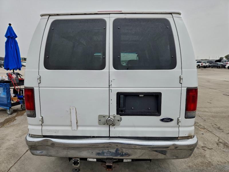 2005 Ford E350 Delivery van