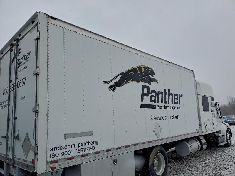 2018 Freightliner Business Class M2 box Truck