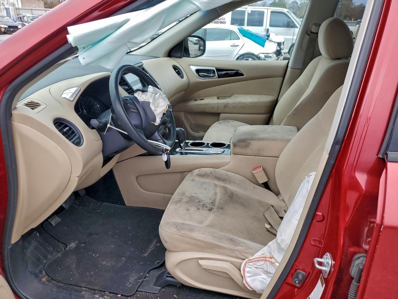 2016 Nissan Pathfinder s