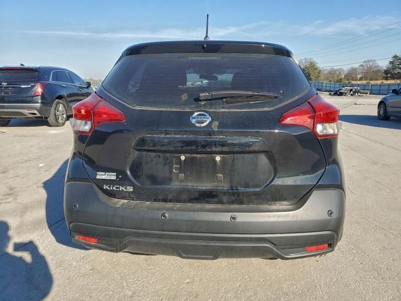 2020 Nissan Kicks s