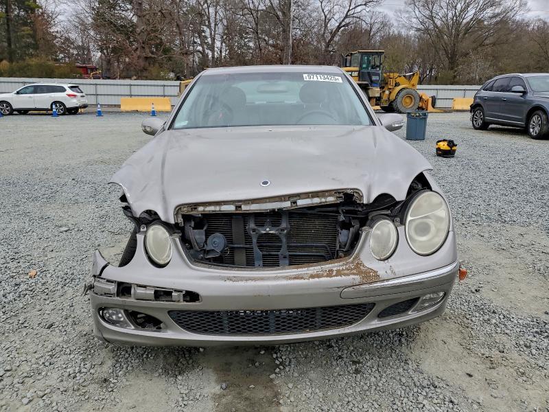 2003 Mercedes-Benz E 320