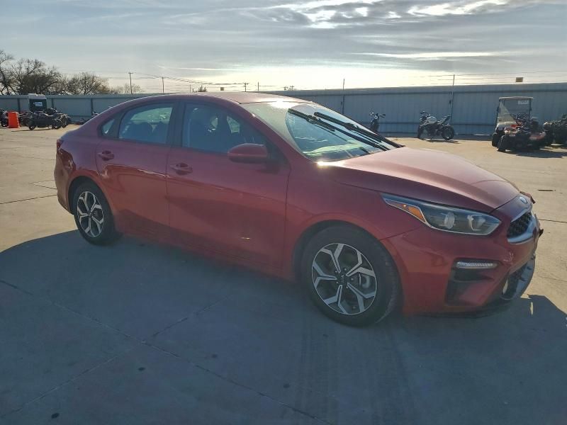 2021 KIA Forte fe
