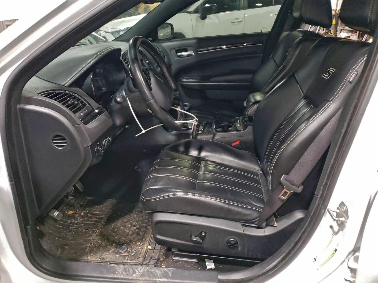 2019 Chrysler 300 s